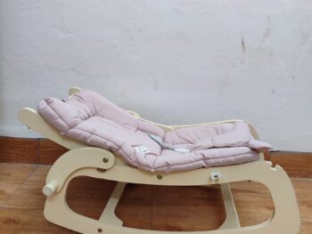 Ghế bập bênh manky cả đệm